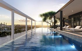 Free Car Park, Infinity Pool, City View, Spa-Sauna